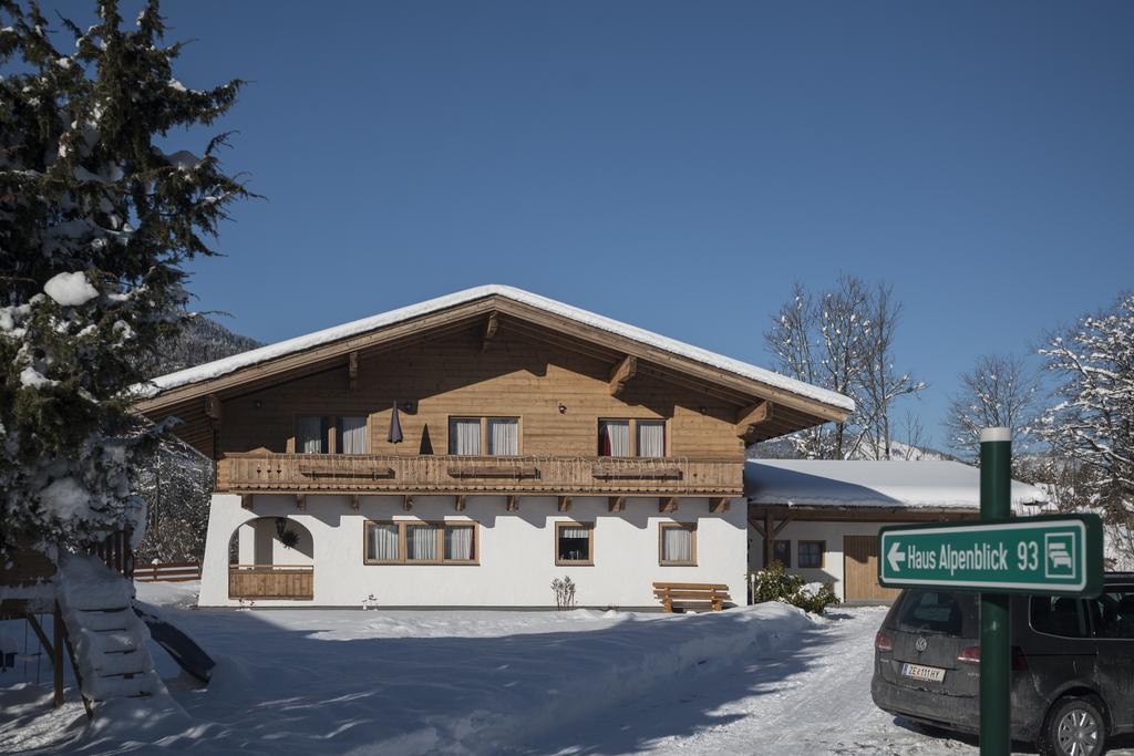 Haus Alpenblick Lofer Apartment Exterior photo
